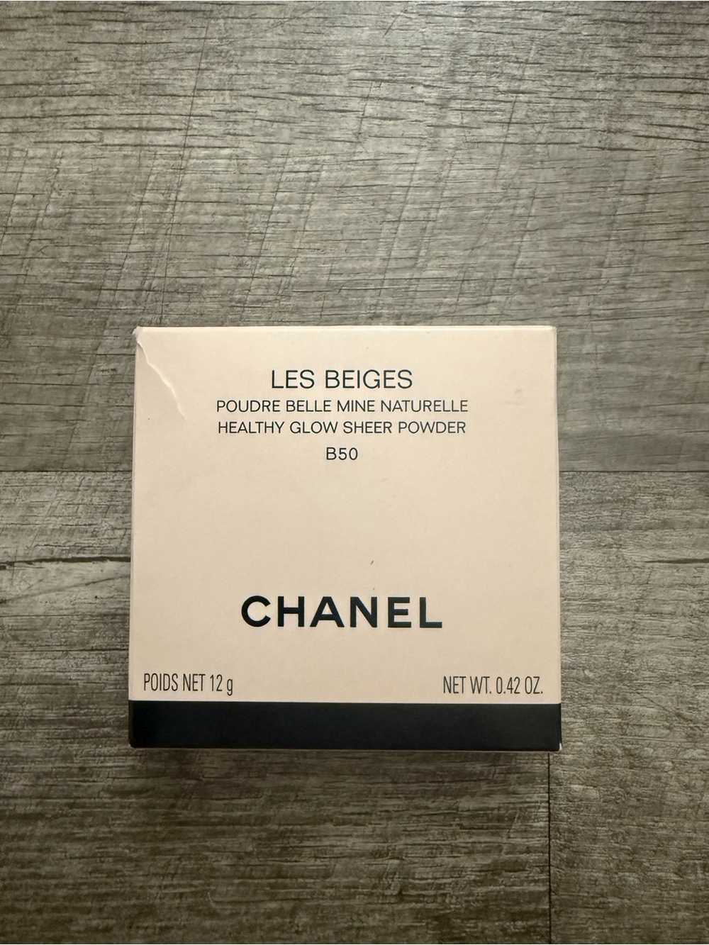 CHANEL Les Beiges Healthy Glow Sheer Powder B50 - Beige New in Box
